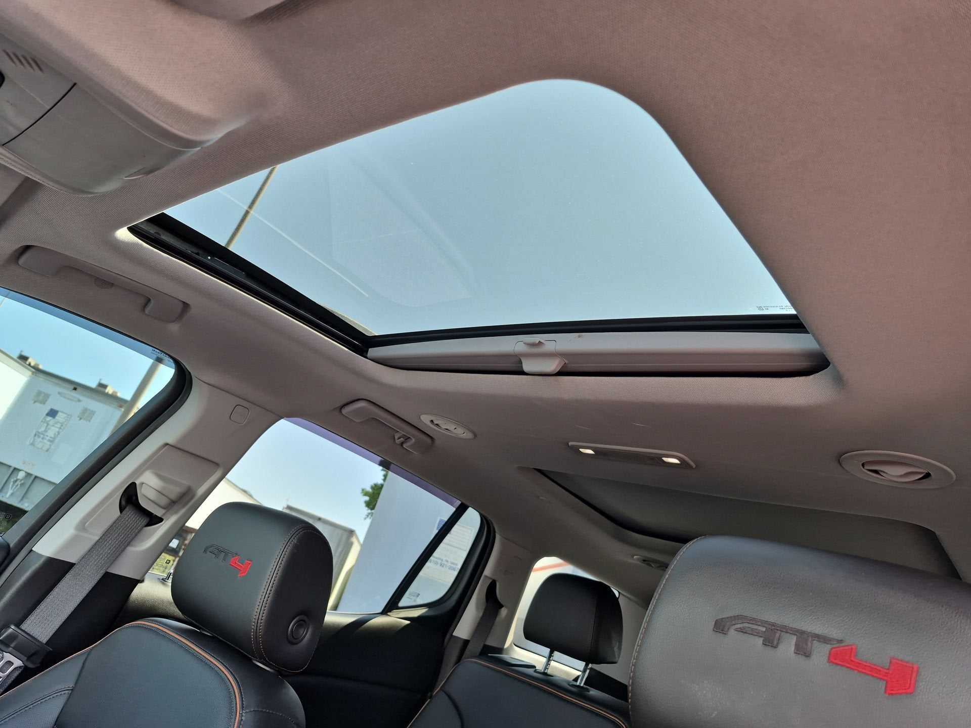 2022 GMC Acadia AT4