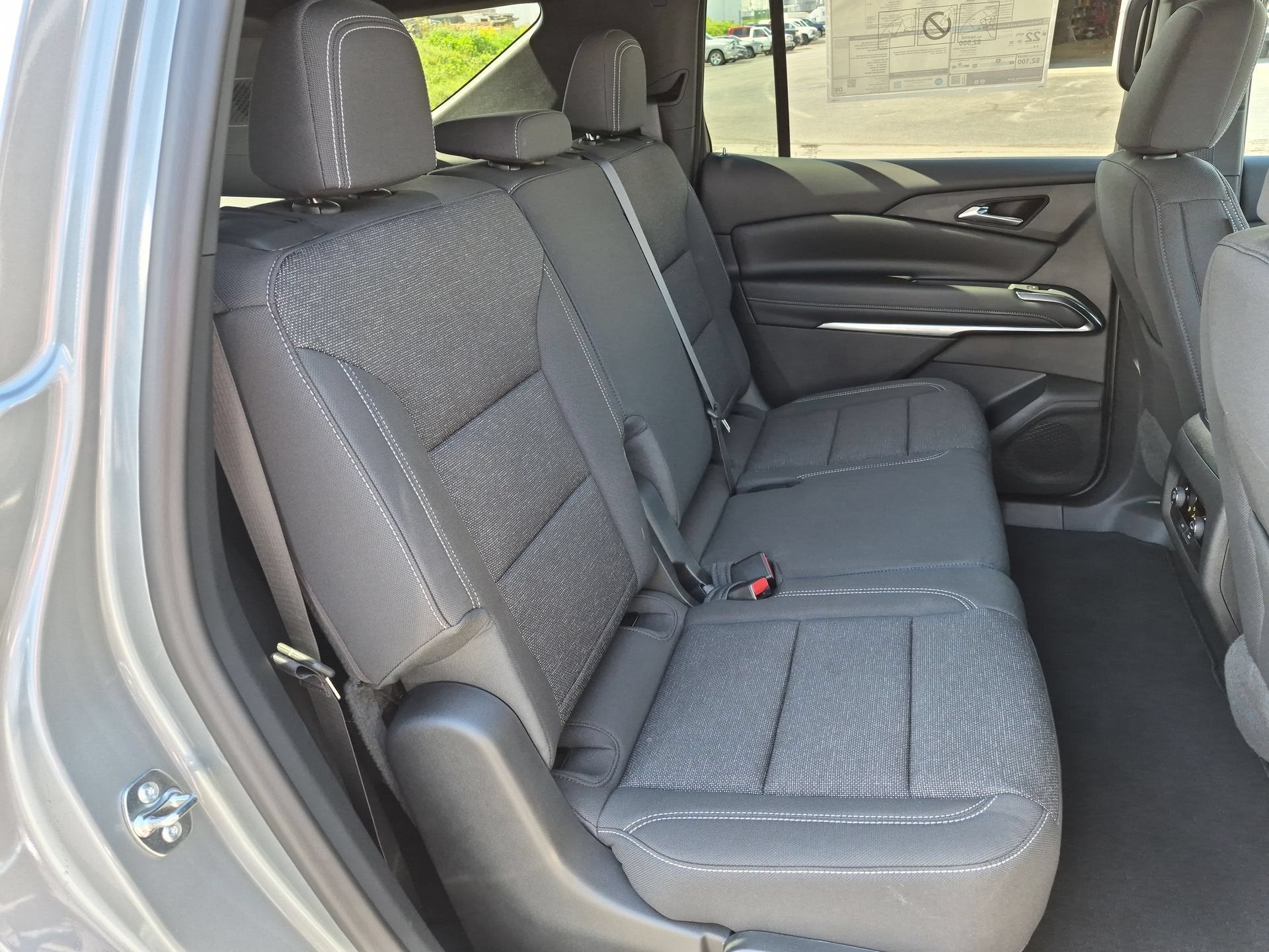 2027 Chevrolet Traverse LT SUV FWD