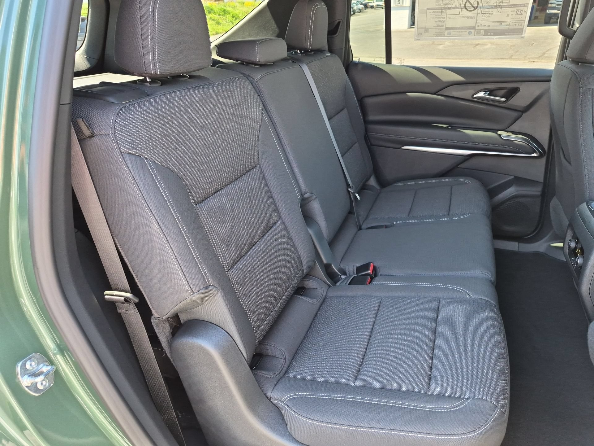 2027 Chevrolet Traverse LT SUV FWD