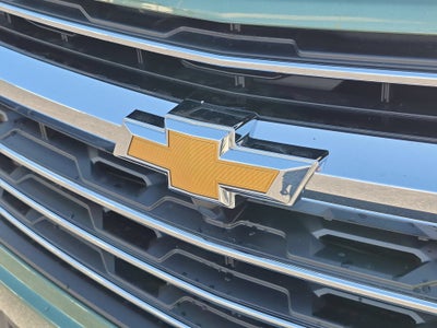 2027 Chevrolet Traverse LT SUV FWD