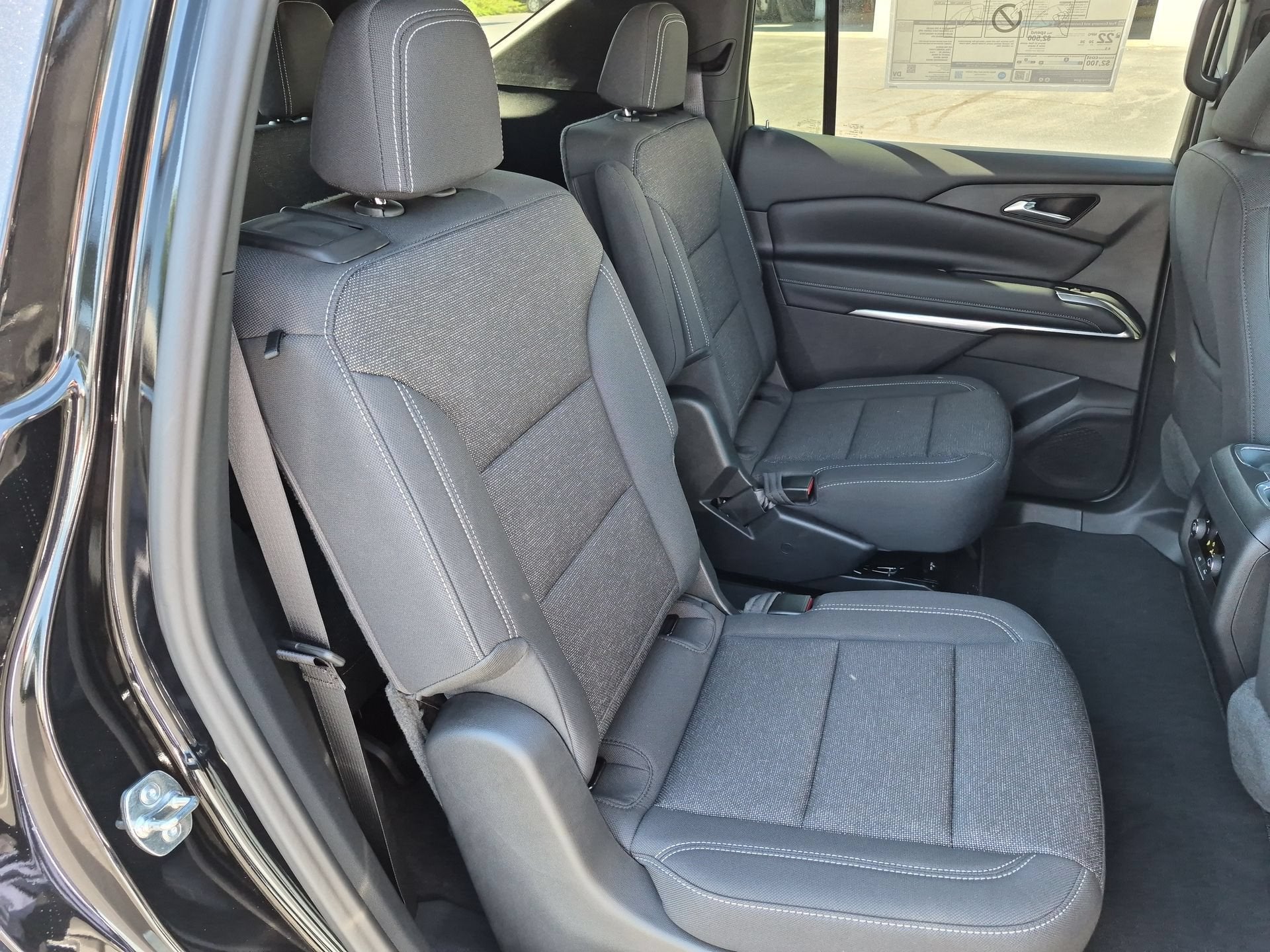 2027 Chevrolet Traverse LT SUV FWD