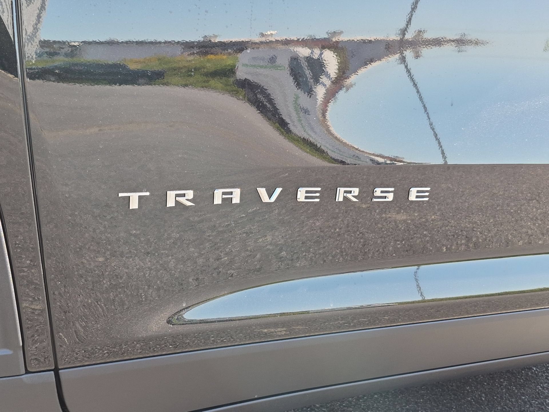 2027 Chevrolet Traverse LT SUV FWD