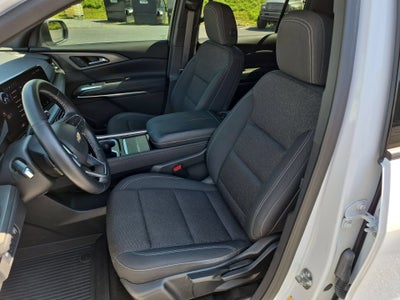 2024 Chevrolet Traverse LS