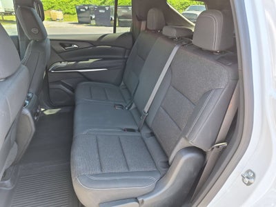 2024 Chevrolet Traverse LS