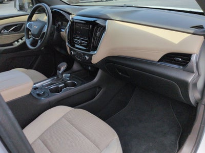 2022 Chevrolet Traverse LS