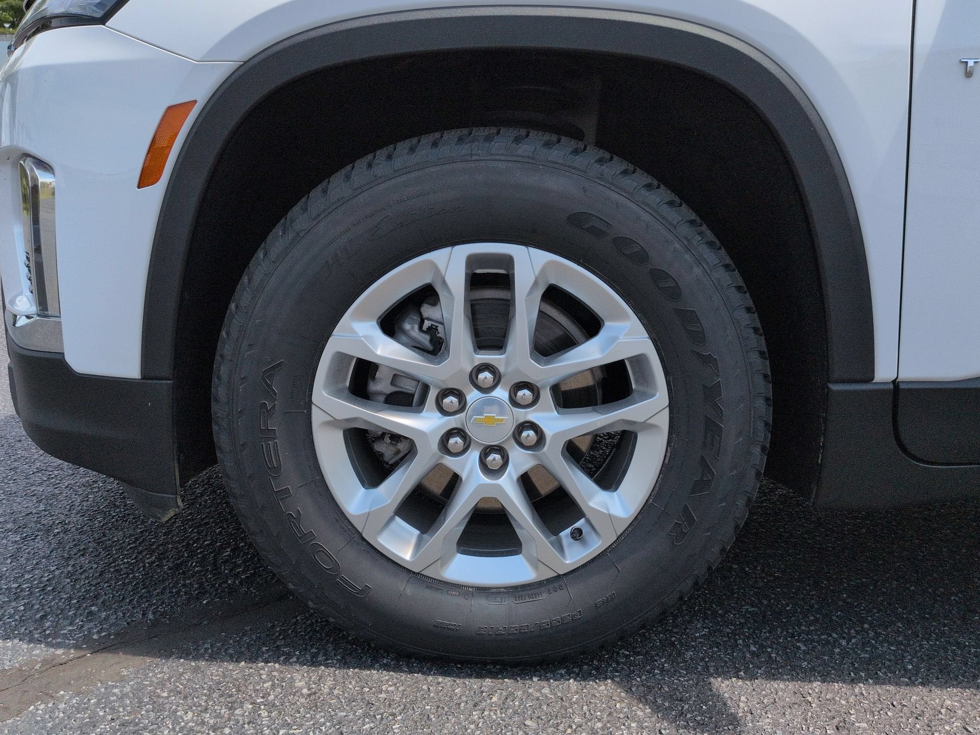 2022 Chevrolet Traverse LS