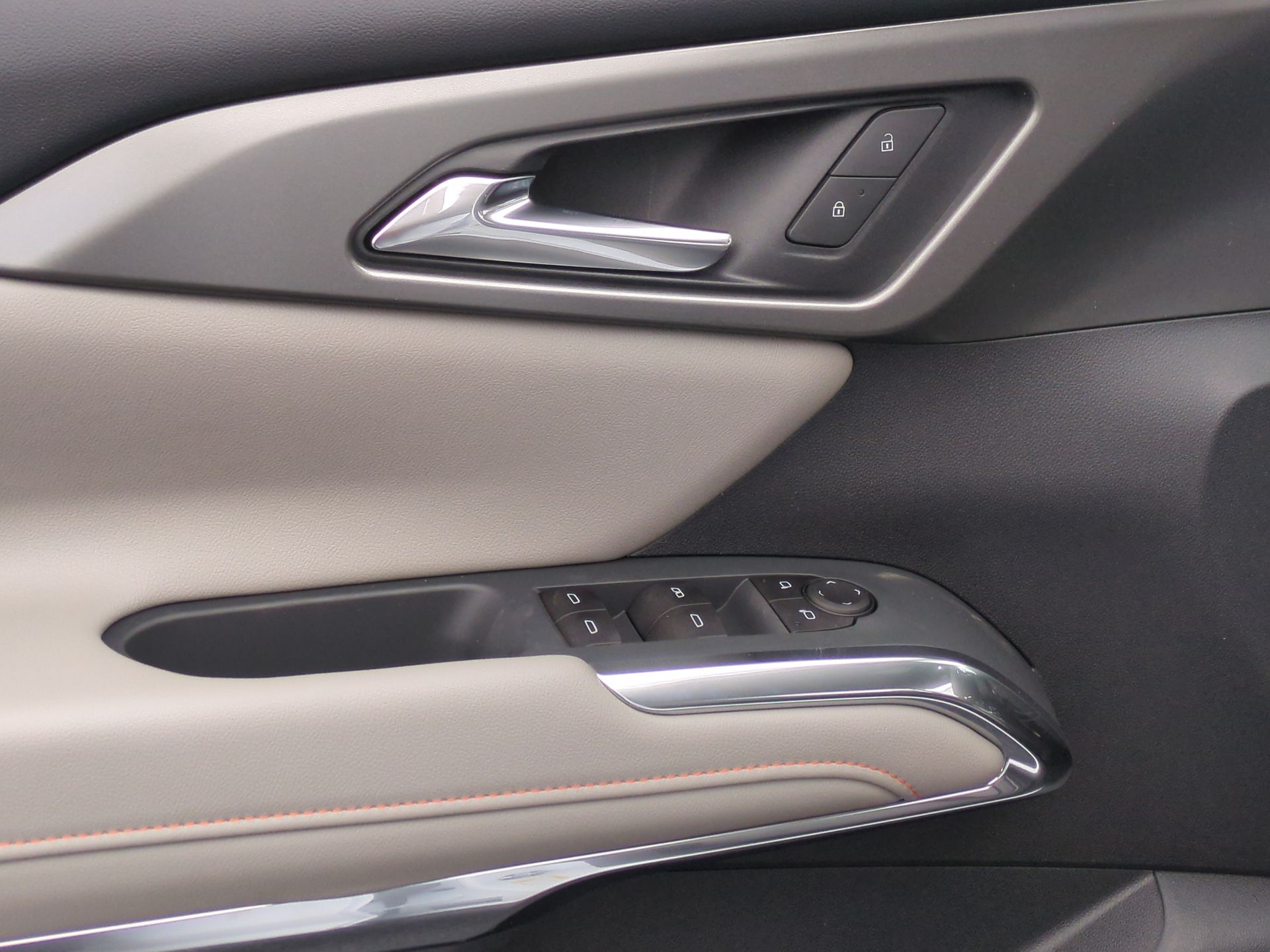 2026 Chevrolet Traverse LT SUV AWD