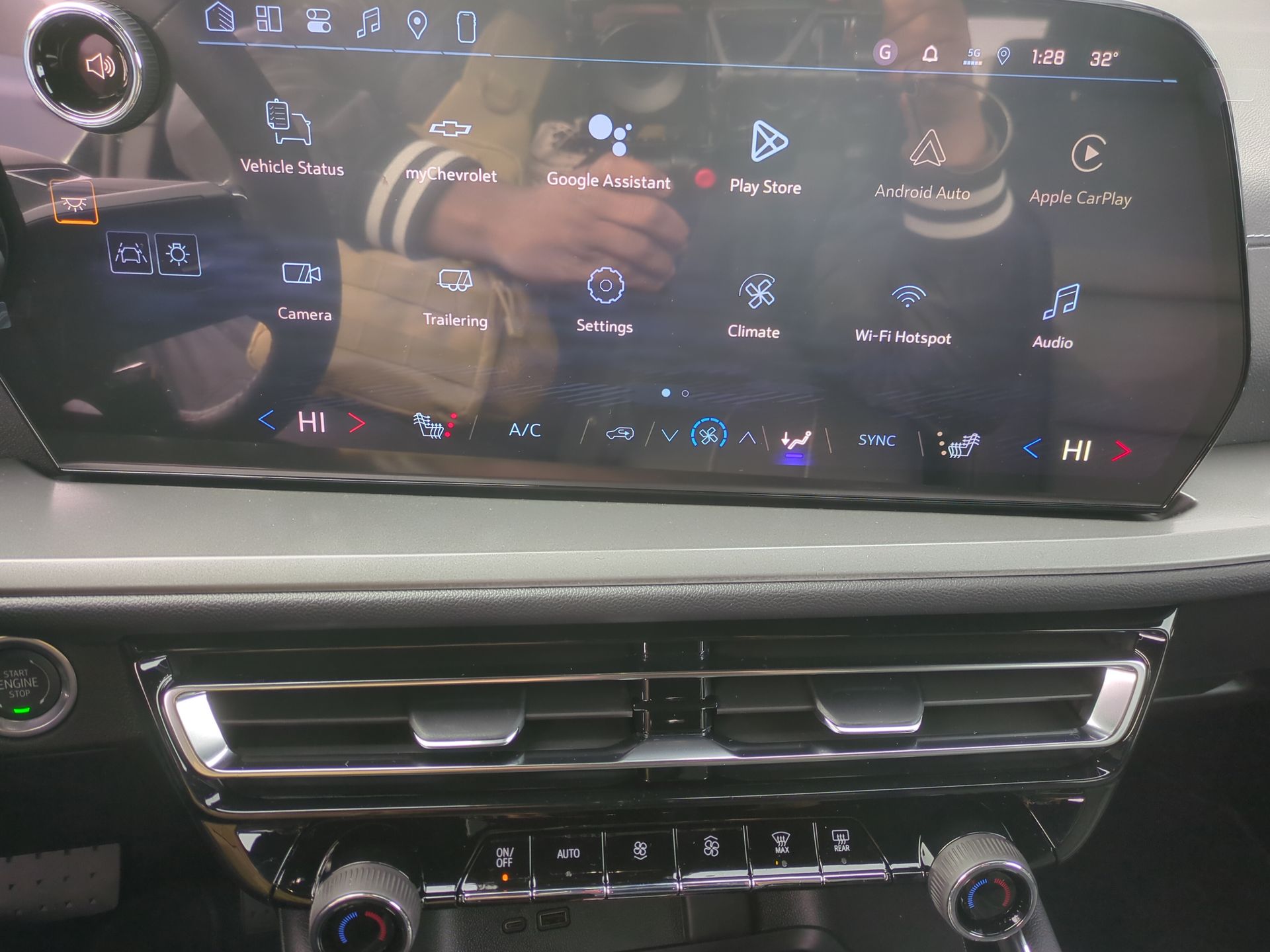 2026 Chevrolet Traverse LT SUV AWD