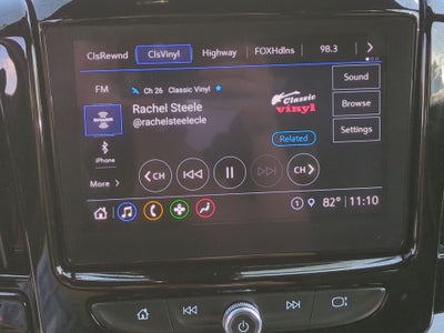 2022 Chevrolet Traverse LT Cloth