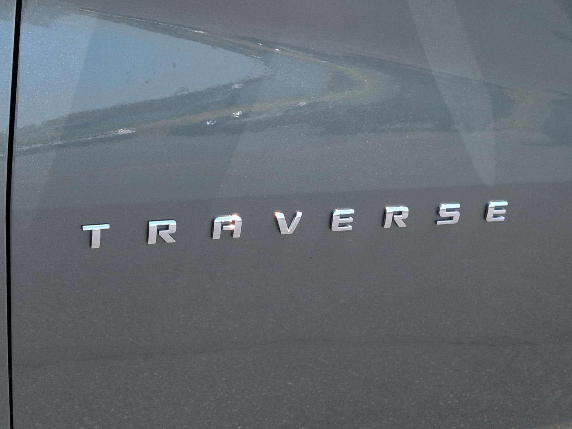 2022 Chevrolet Traverse LT Cloth
