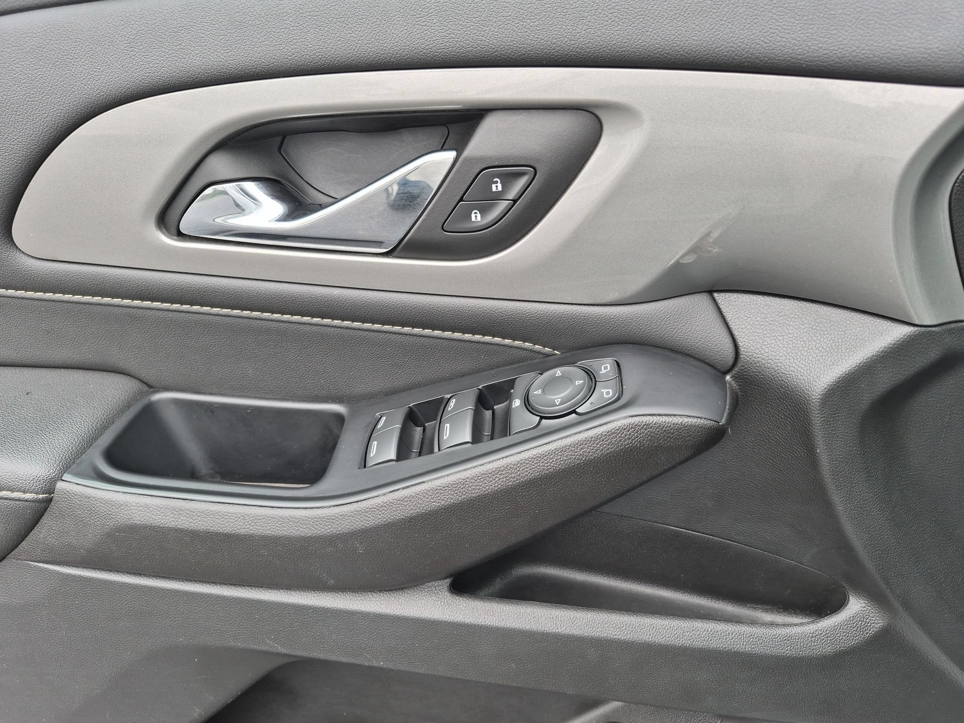 2023 Chevrolet Traverse 3LT - Photo 23