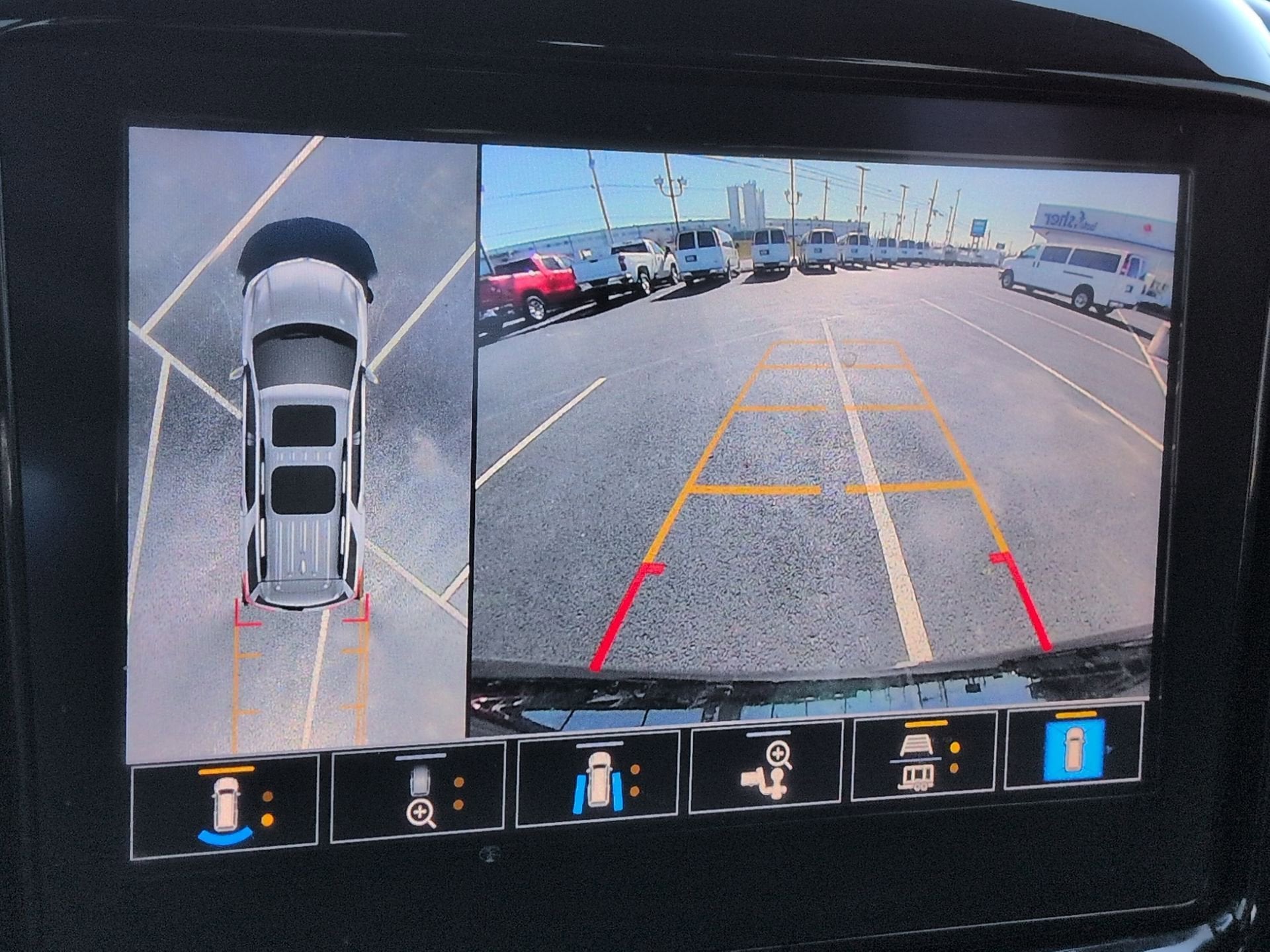 2022 Chevrolet Traverse RS