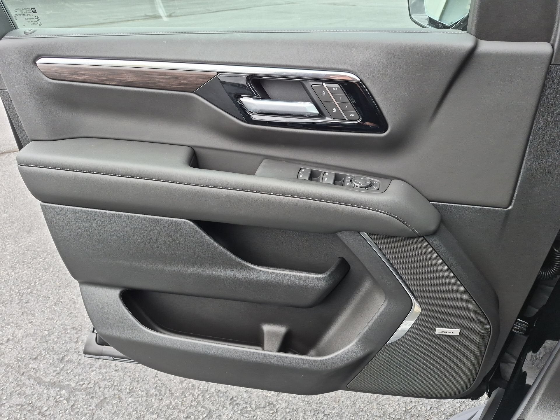 2026 Chevrolet Suburban LT SUV 4WD