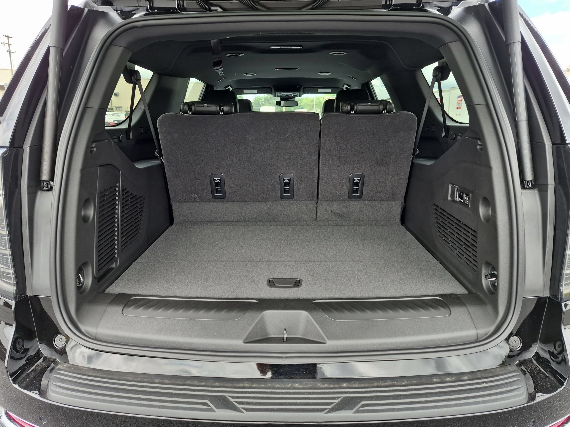 2026 Chevrolet Suburban LT SUV 4WD
