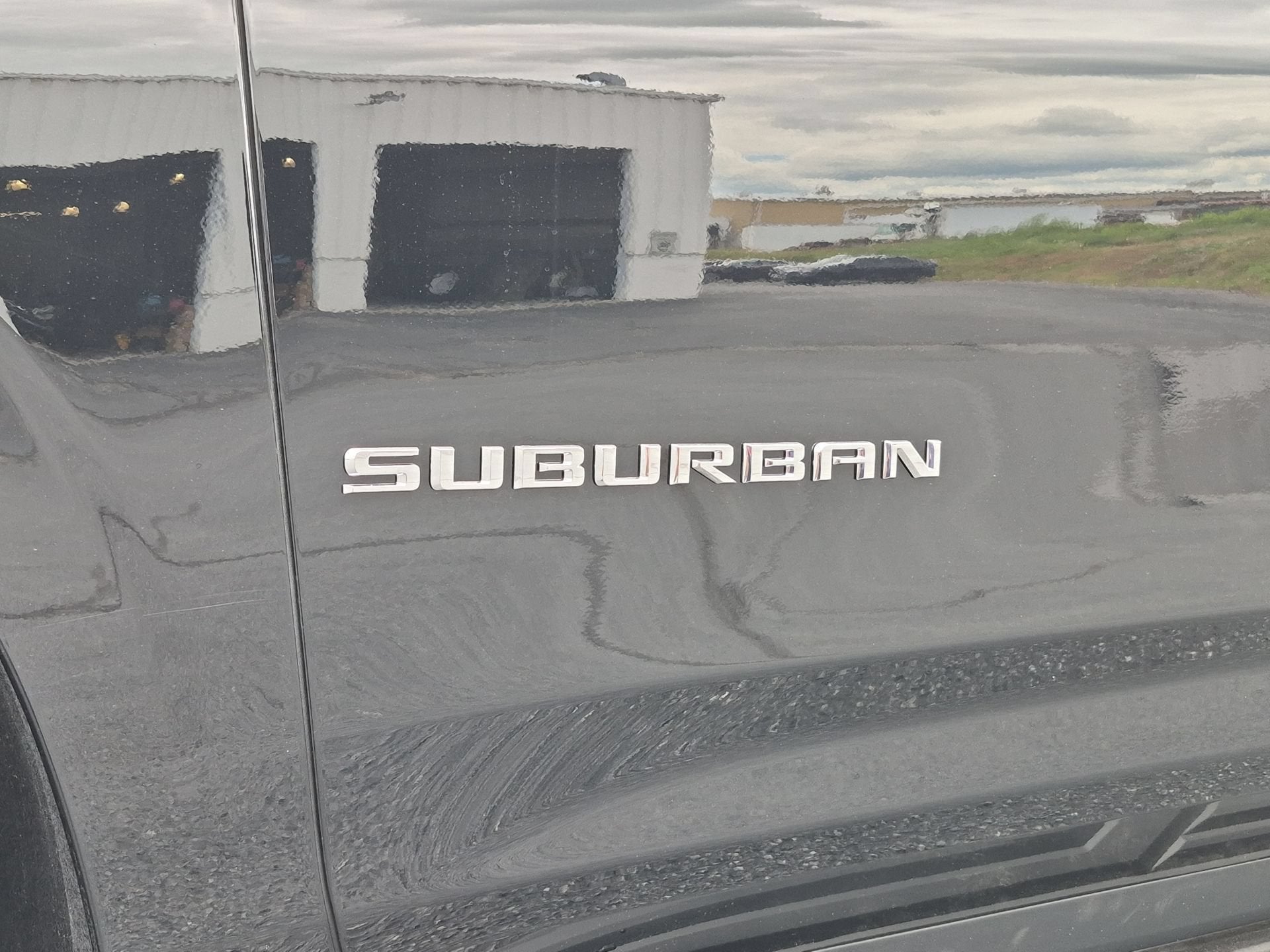2026 Chevrolet Suburban LT SUV 4WD