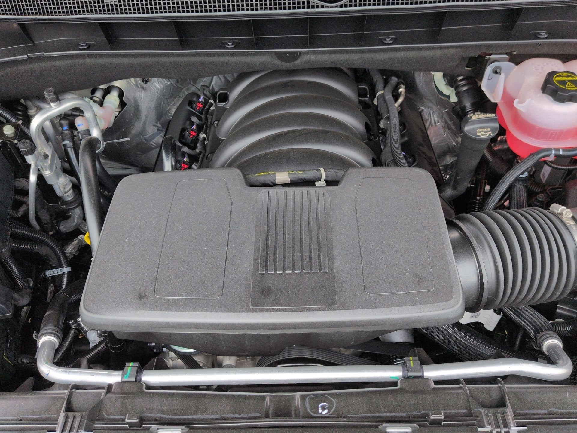 2026 Chevrolet Suburban RST SUV 4WD
