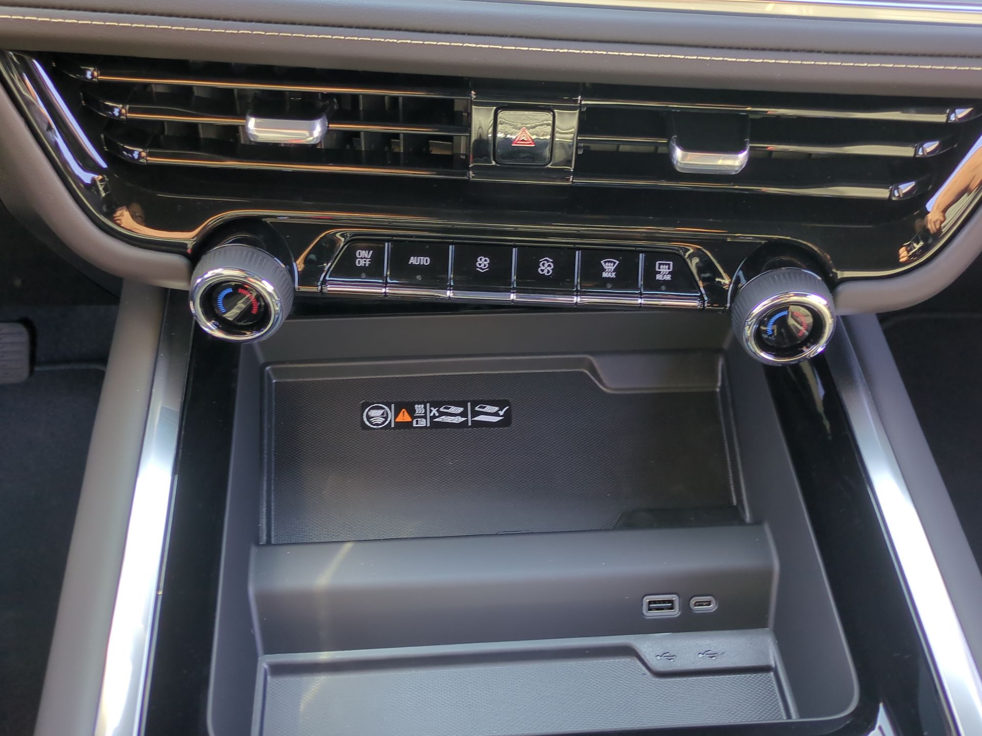 2026 Chevrolet Suburban Premier SUV 4WD