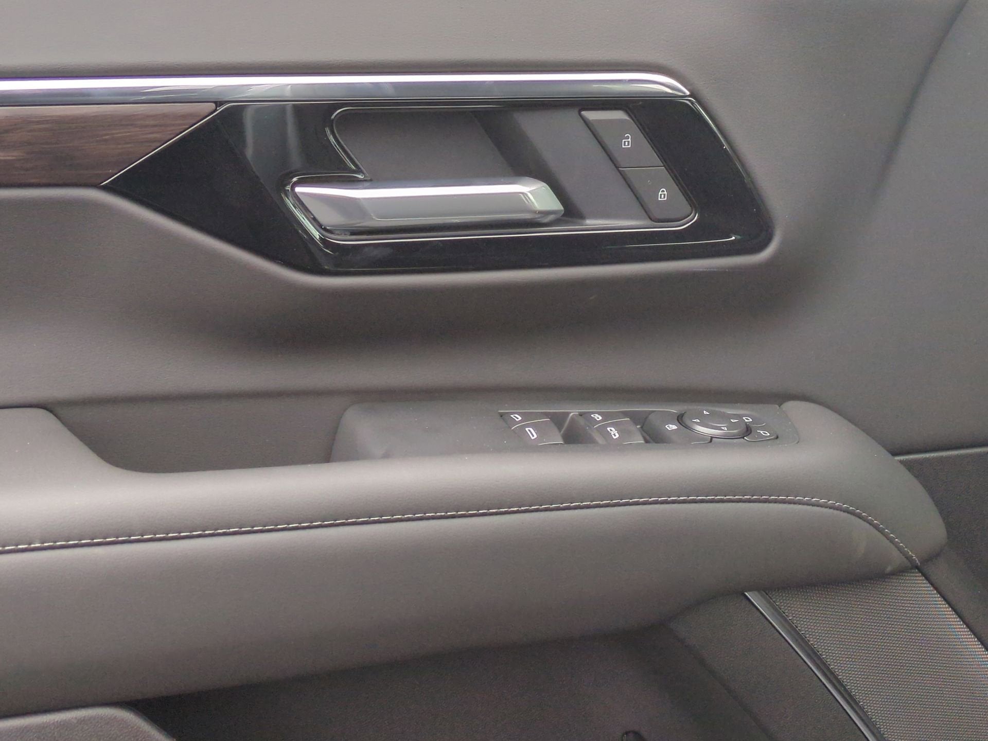 2026 Chevrolet Tahoe LS SUV 4WD