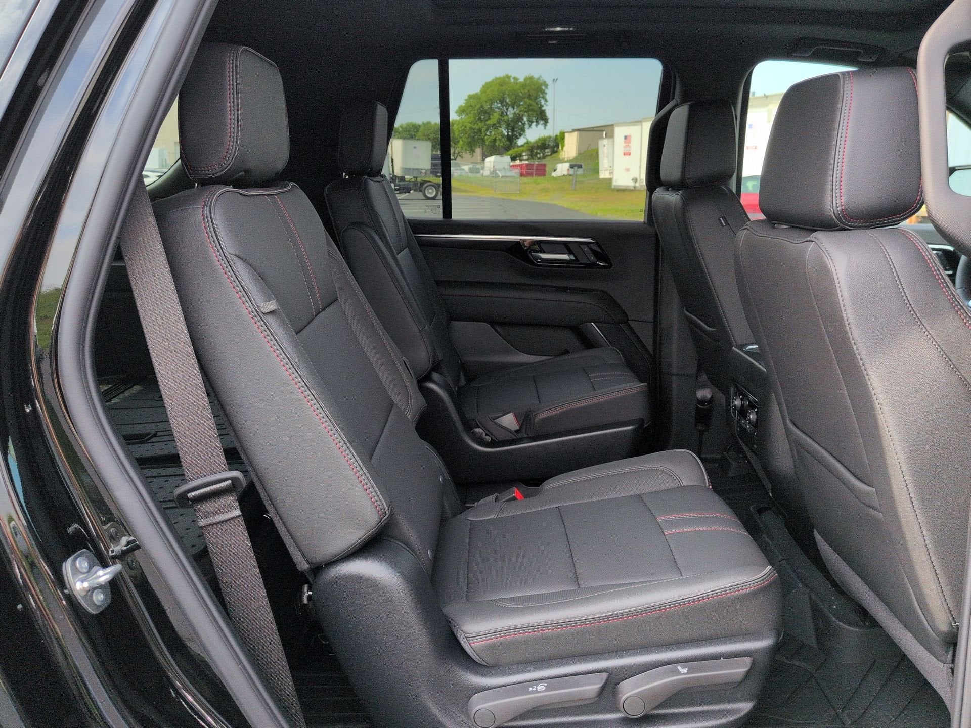 2026 Chevrolet Tahoe RST SUV 4WD