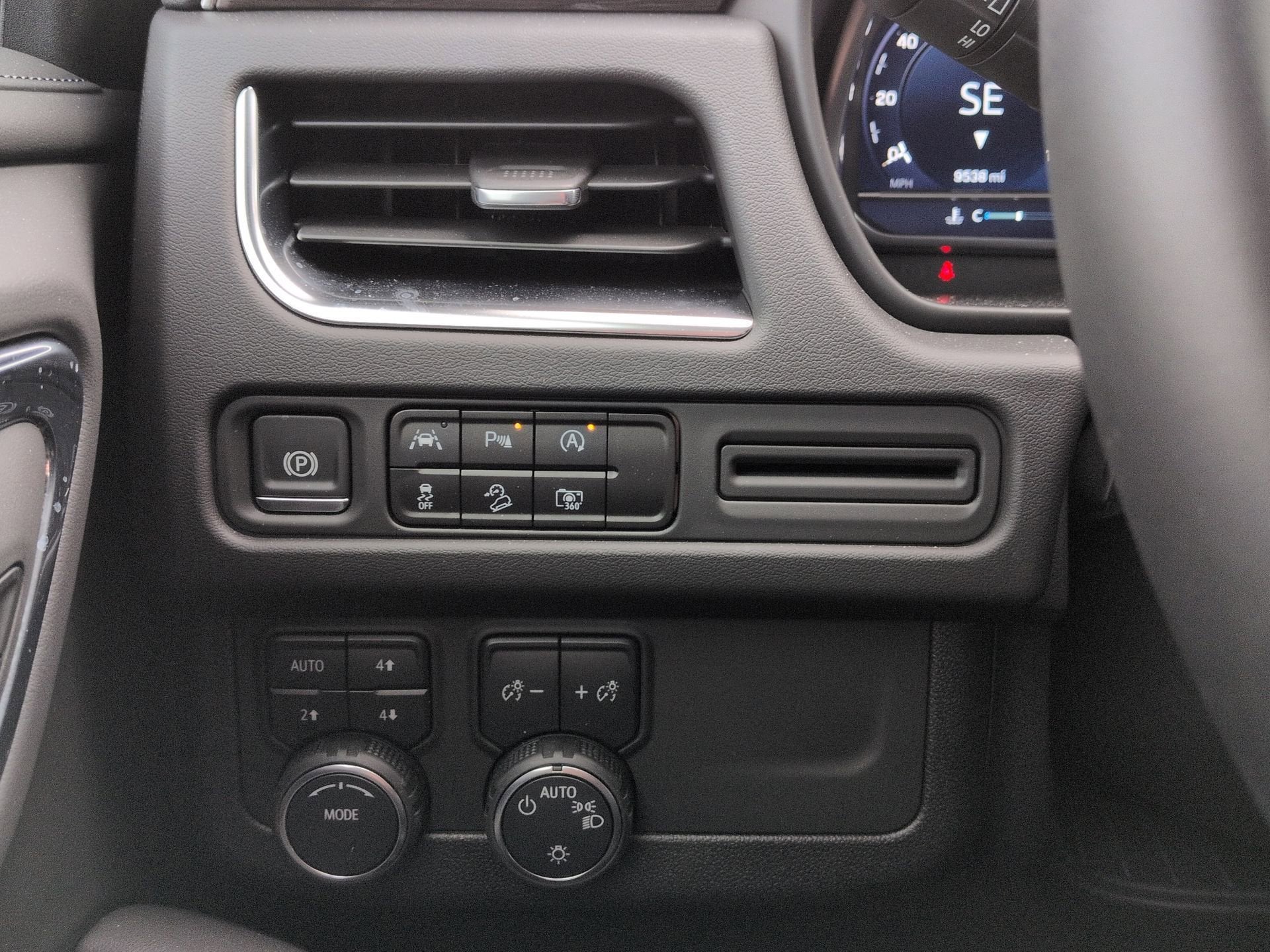 2024 Chevrolet Suburban Z71