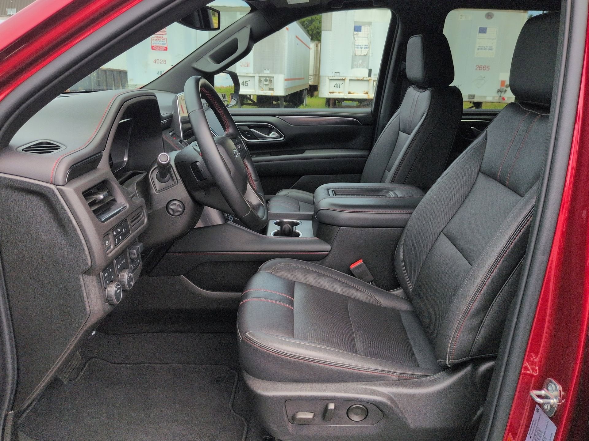 2024 Chevrolet Suburban RST