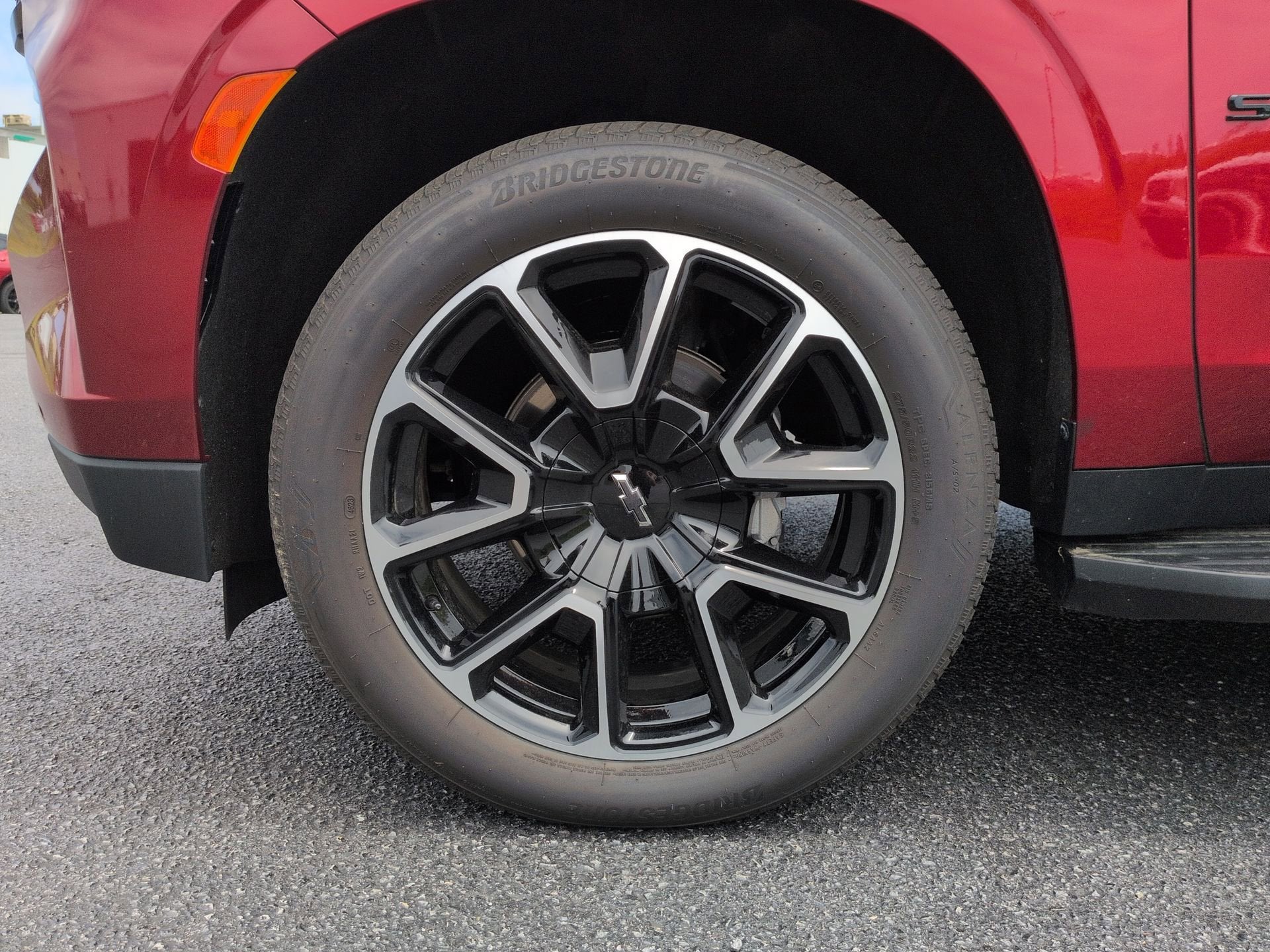 2024 Chevrolet Suburban RST