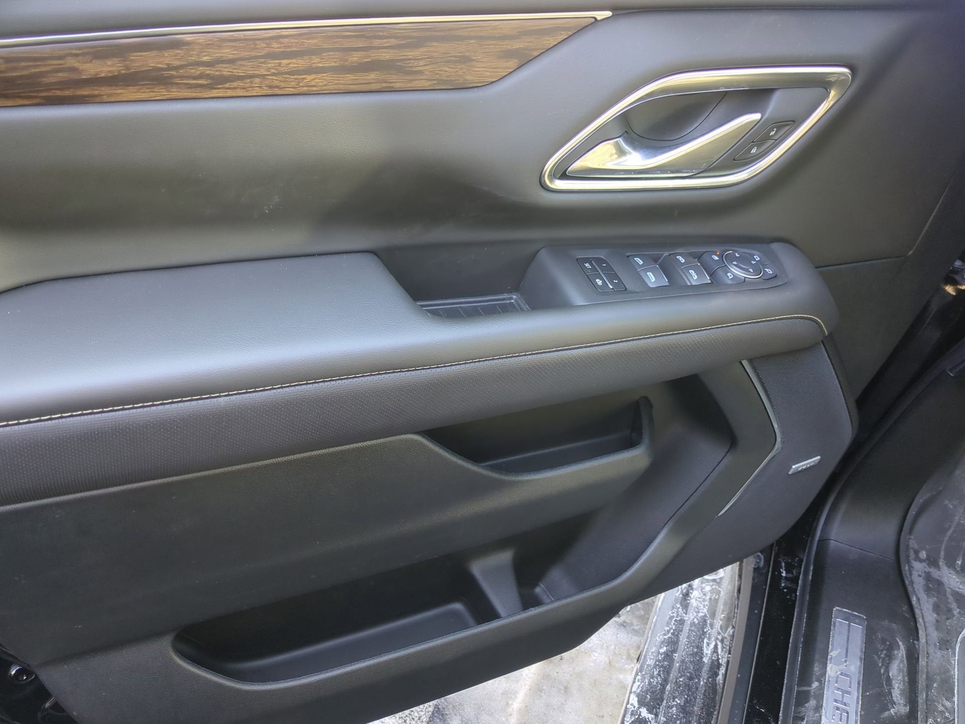 2024 Chevrolet Suburban Premier