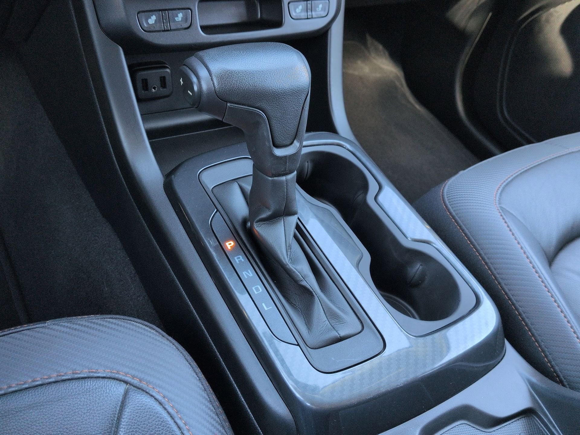 2021 GMC Canyon AT4 - Leather