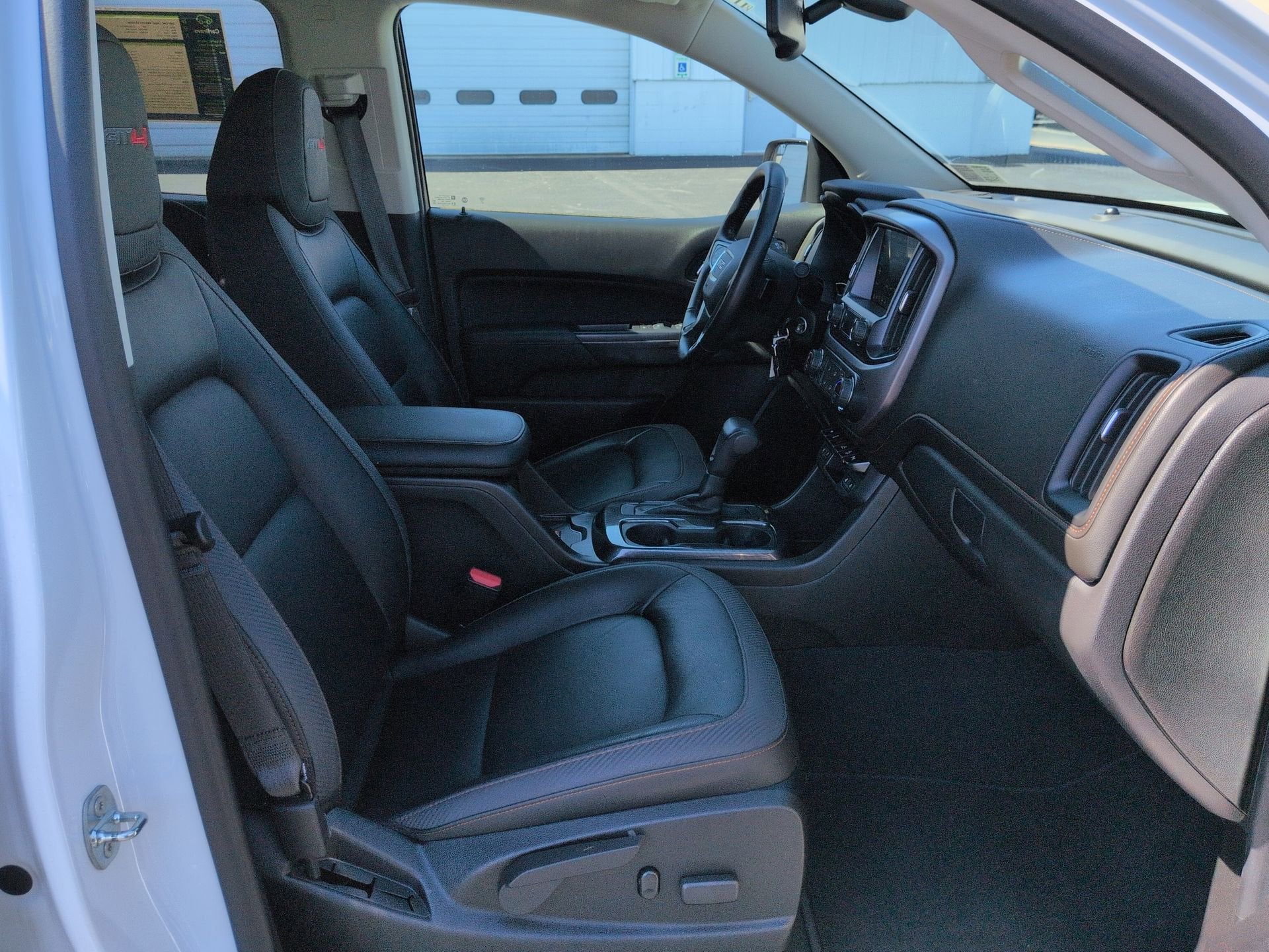 2021 GMC Canyon AT4 - Leather