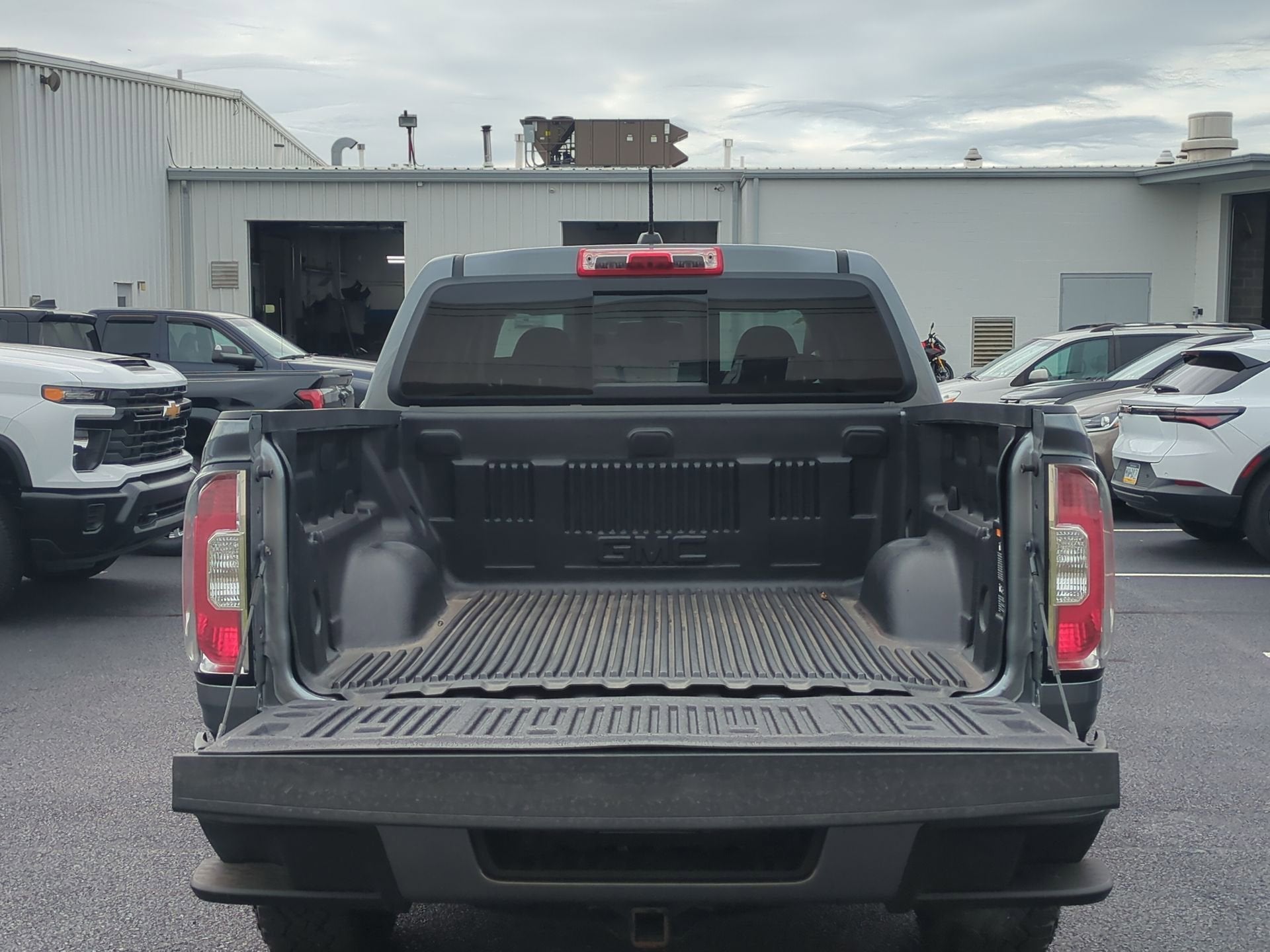 2022 GMC Canyon AT4 - Cloth