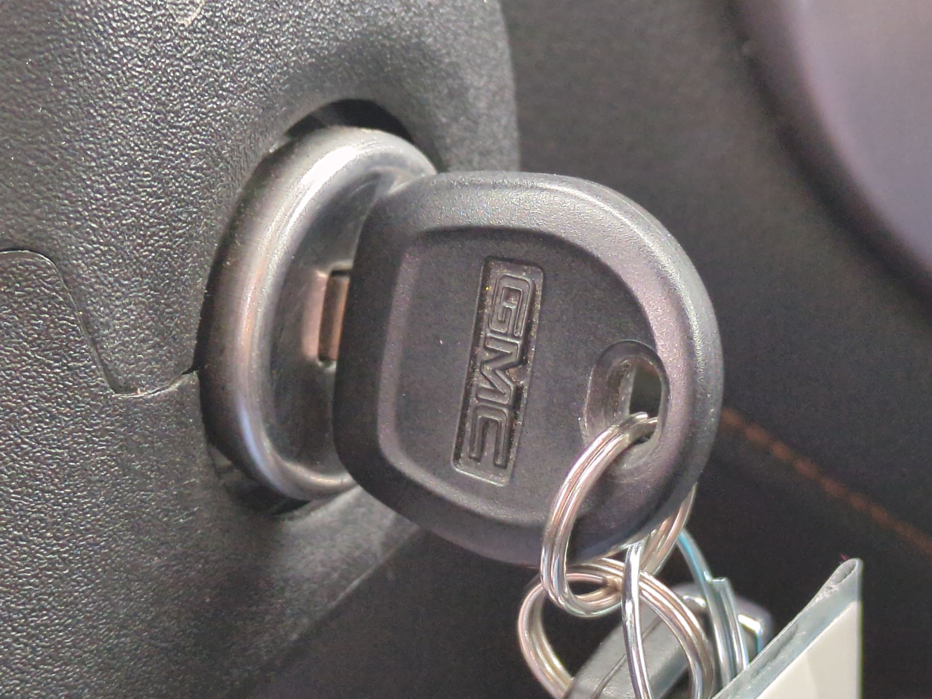 2022 GMC Canyon AT4 - Cloth