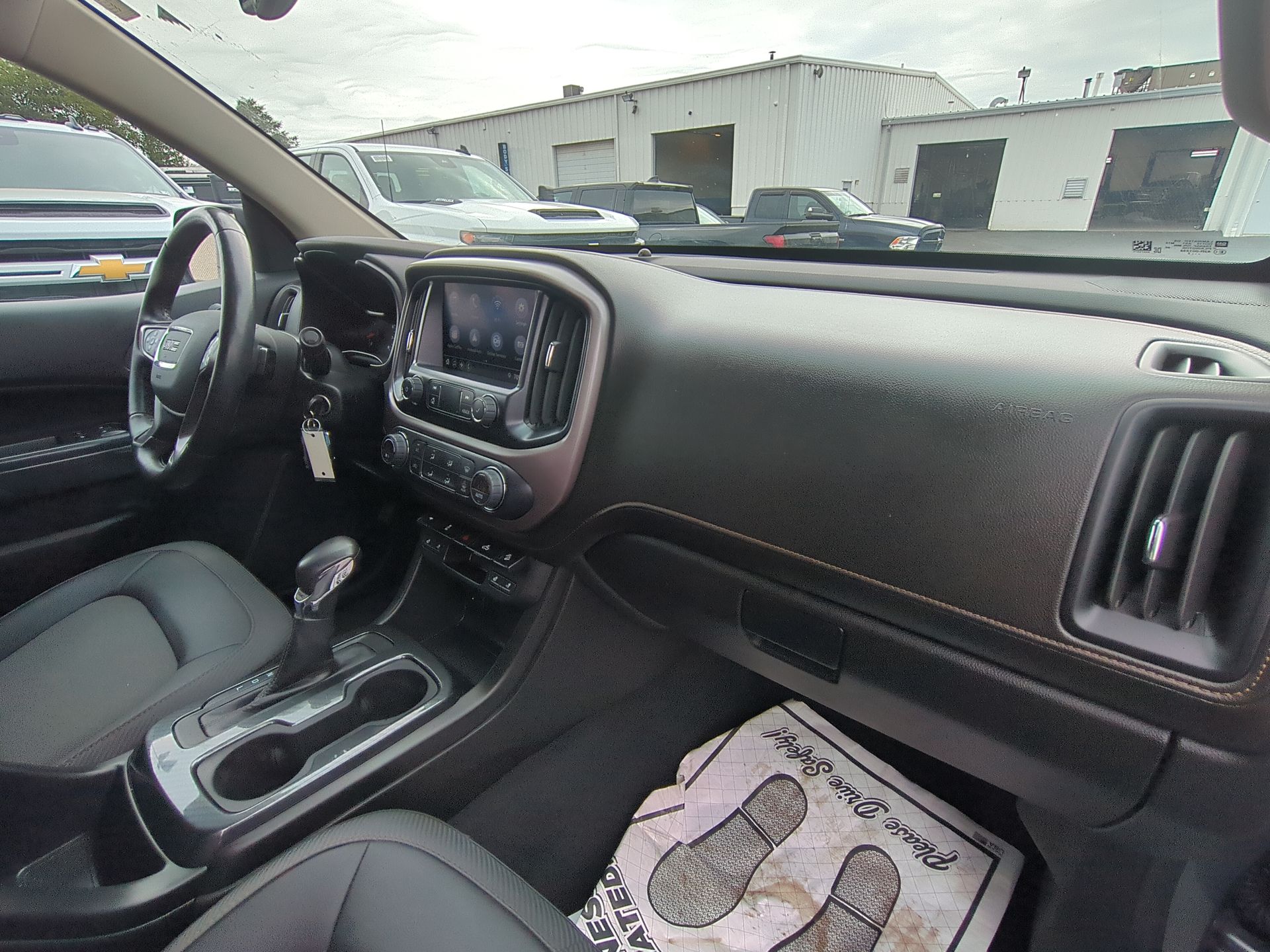 2022 GMC Canyon AT4 - Cloth