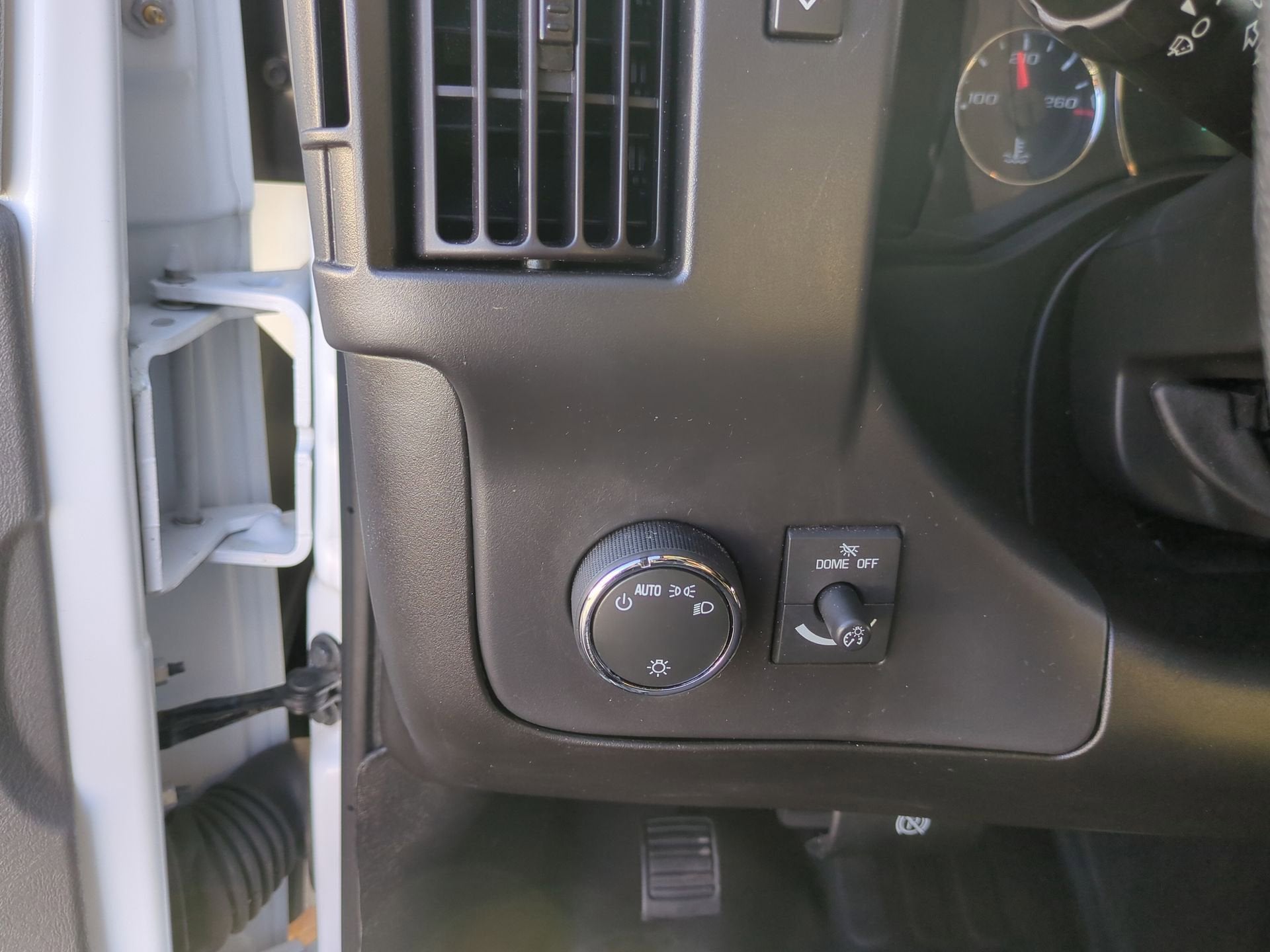 2024 GMC Savana Cargo 2500 Work Van