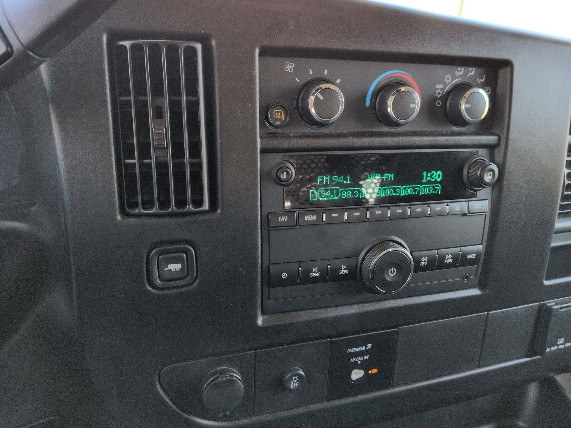 2024 GMC Savana Cargo 2500 Work Van