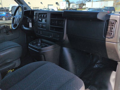 2024 GMC Savana Cargo 2500 Work Van