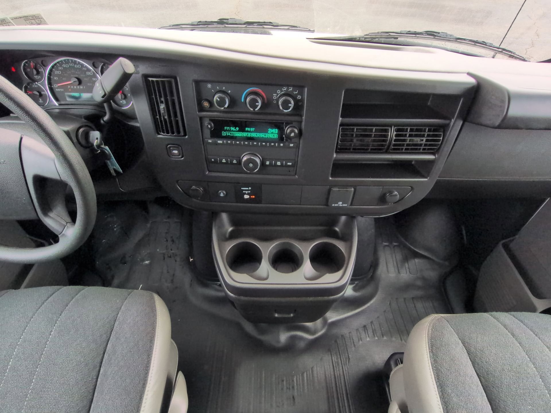 2024 GMC Savana Cargo 2500 Work Van