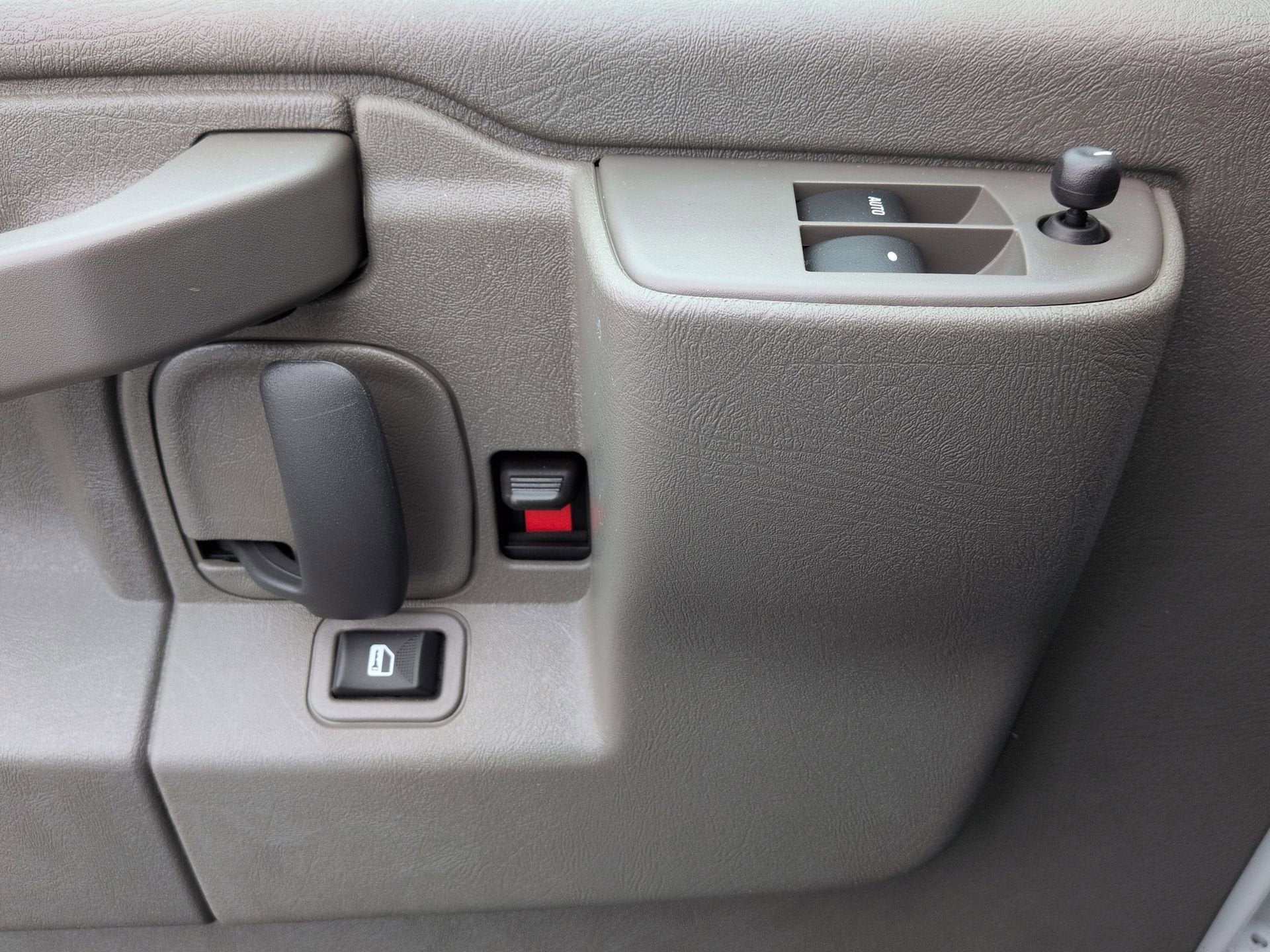 2024 GMC Savana Cargo 2500 Work Van