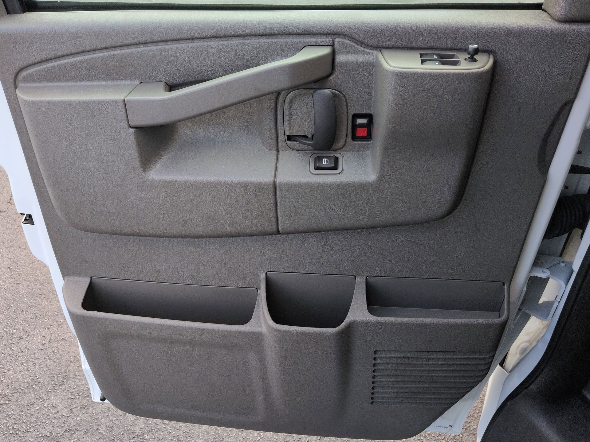 2024 GMC Savana Cargo 2500 Work Van