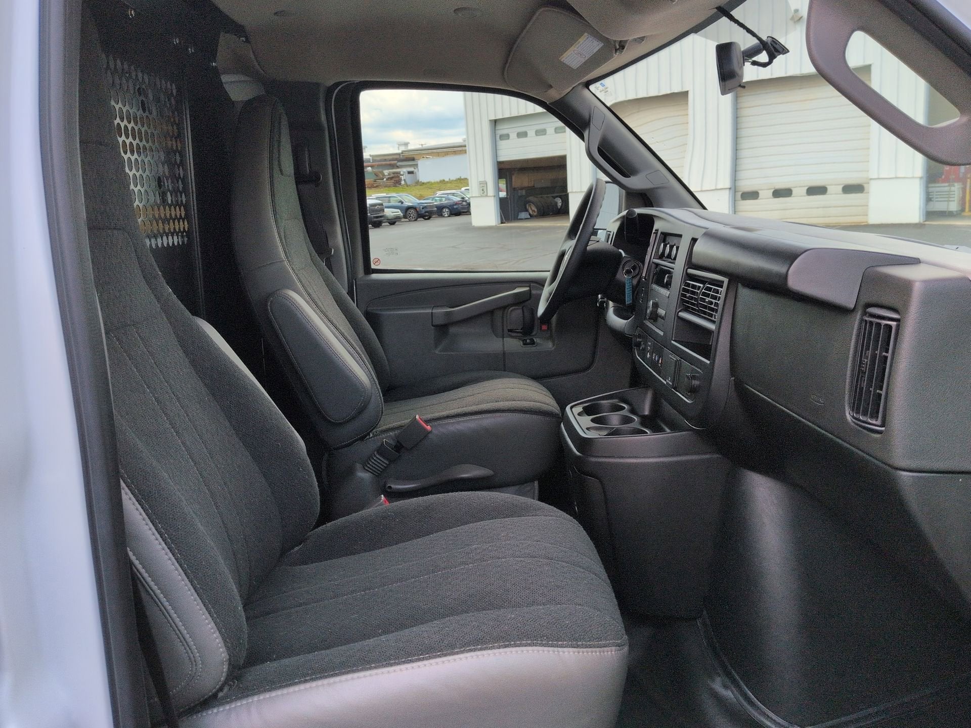 2024 GMC Savana Cargo 2500 Work Van