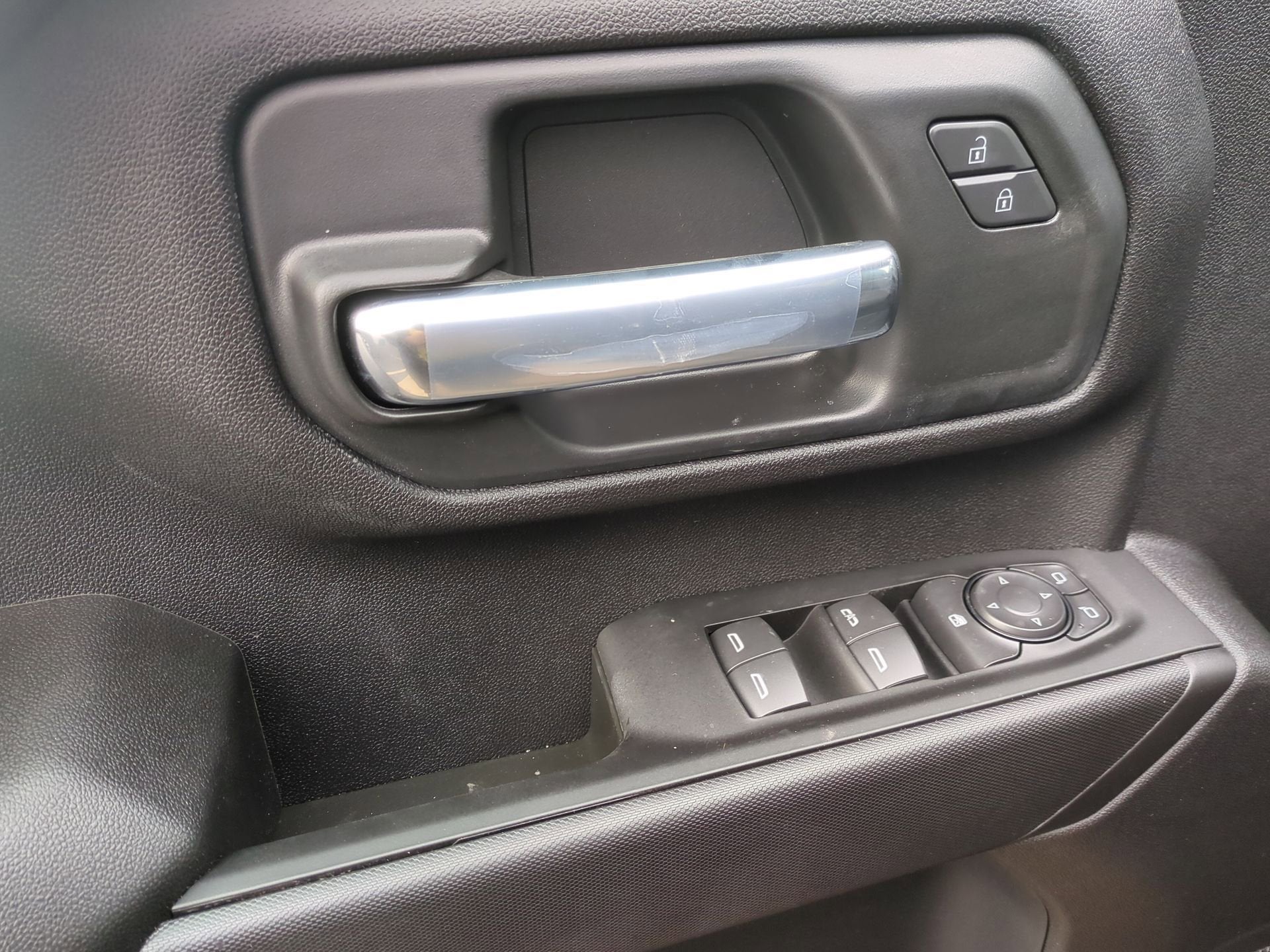 2026 Chevrolet Silverado 2500 HD Custom Crew Cab Standard Box 4WD