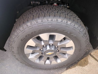 2026 Chevrolet Silverado 2500 HD Custom Crew Cab Standard Box 4WD