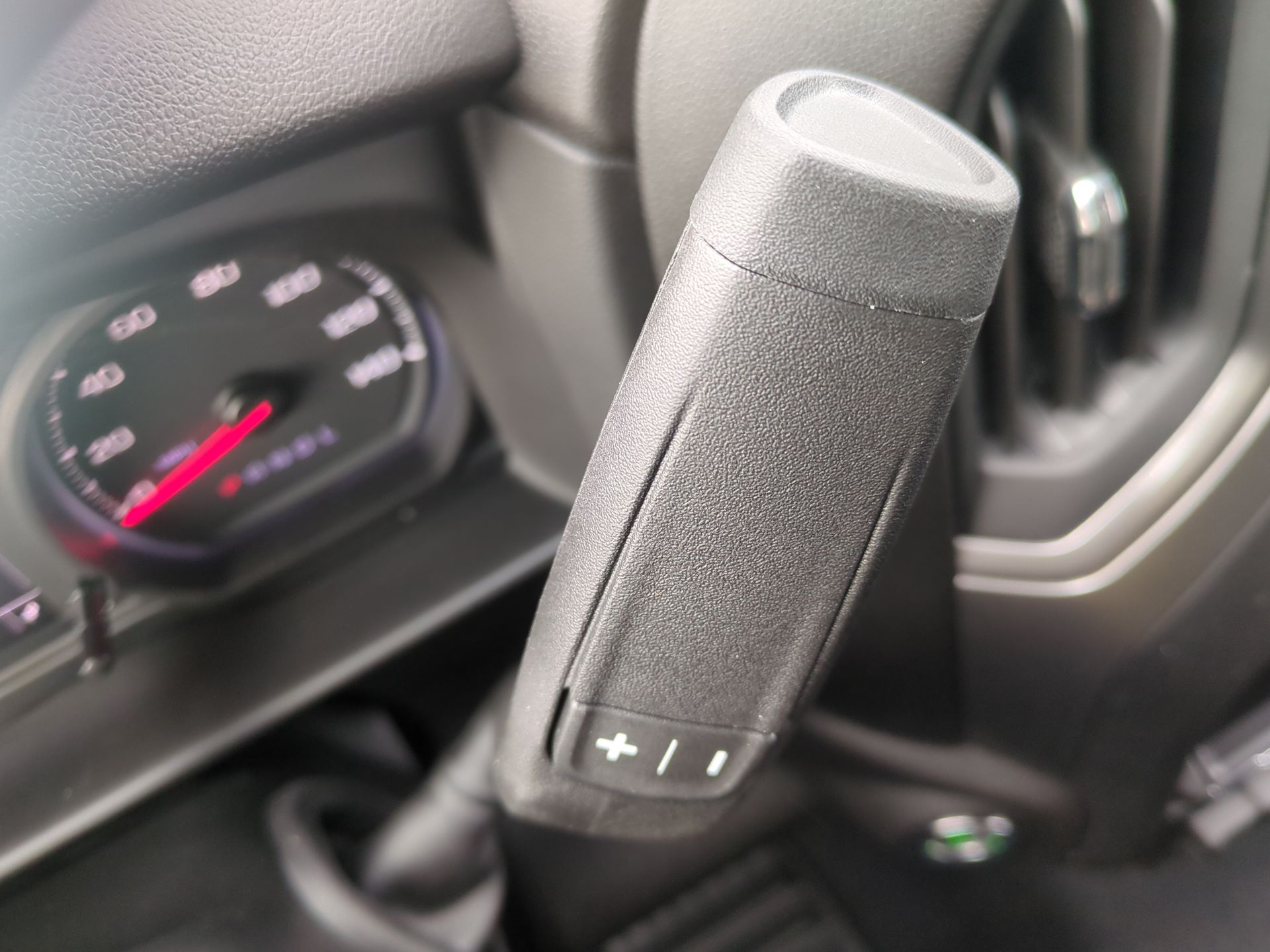 2026 Chevrolet Silverado 2500 HD Custom Crew Cab Standard Box 4WD