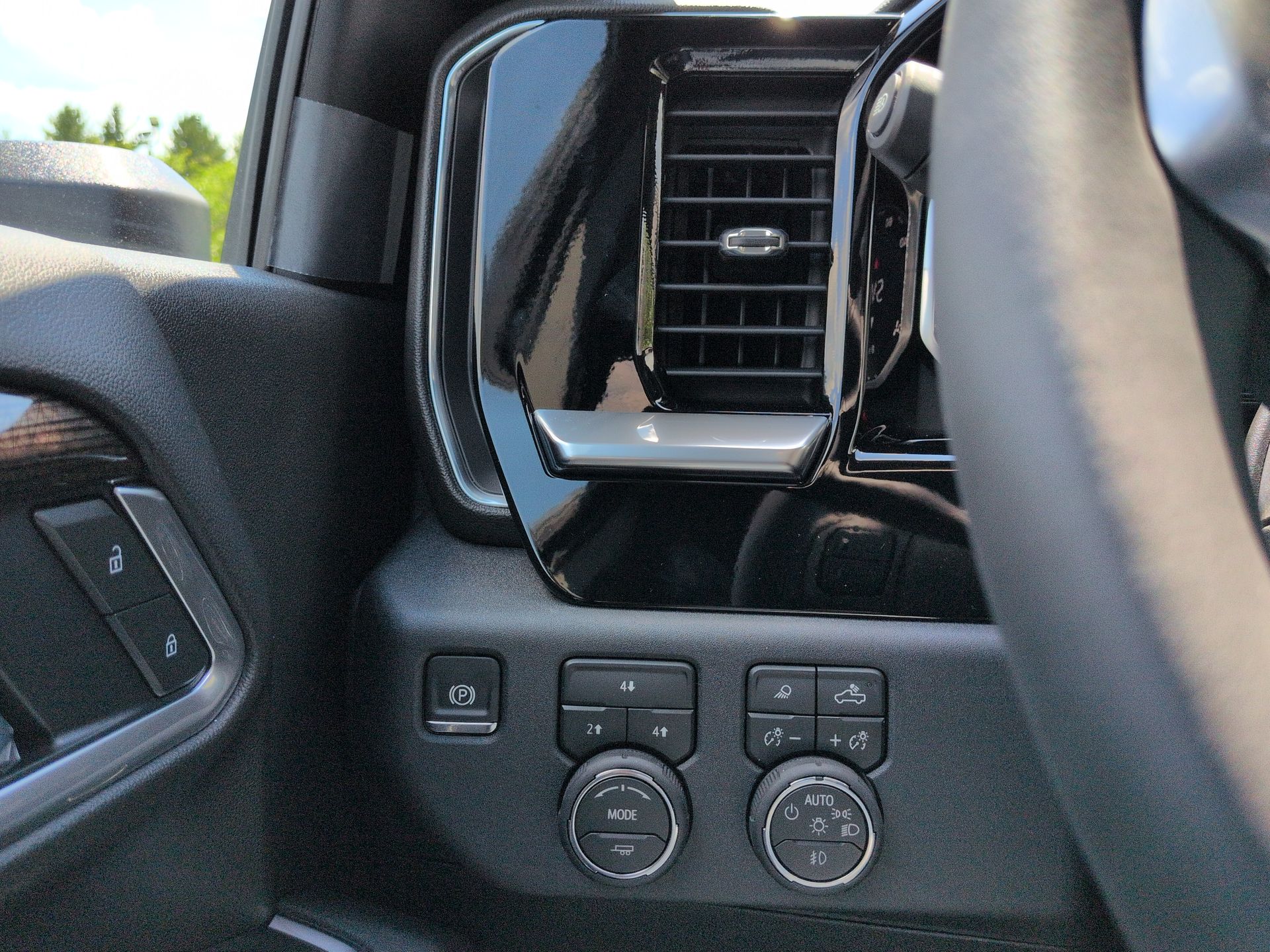 2026 Chevrolet Silverado 2500 HD LT Crew Cab Standard Box 4WD