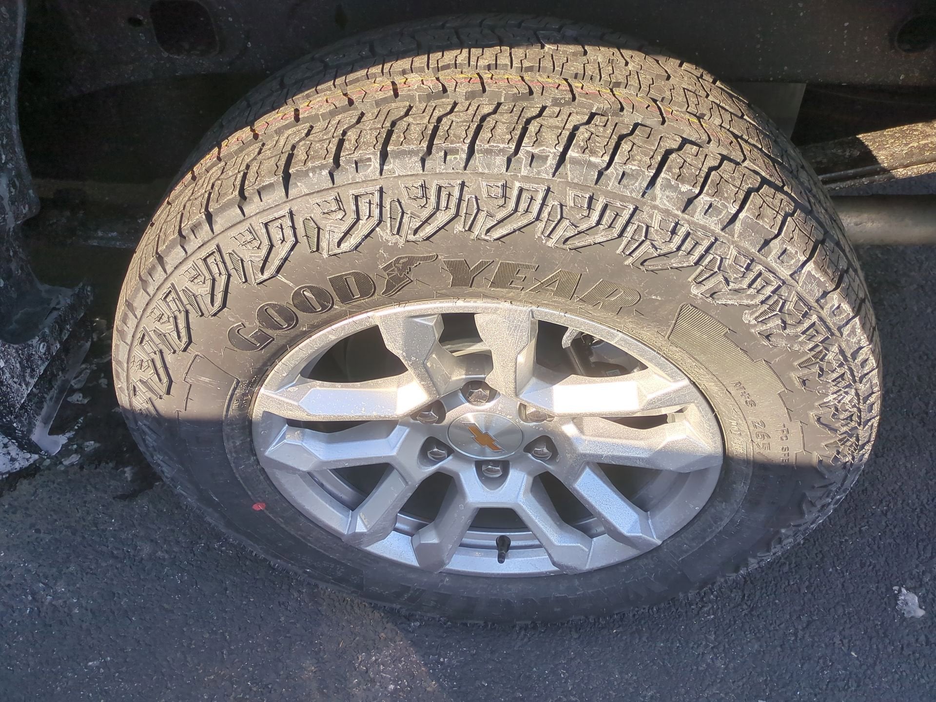 2026 Chevrolet Silverado 1500 LT Crew Cab Short Box 4WD