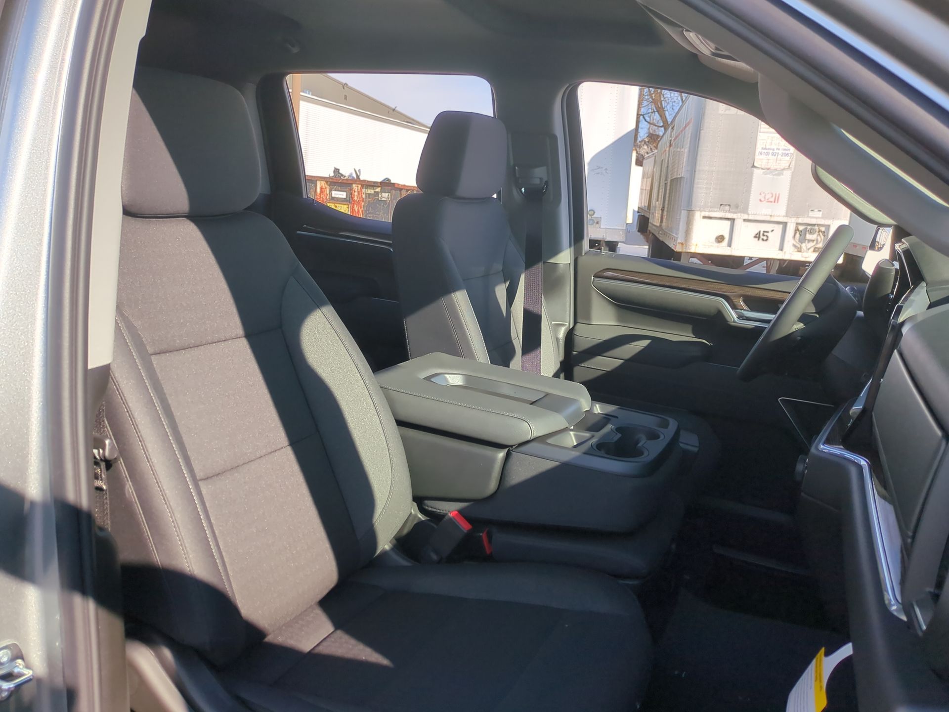 2026 Chevrolet Silverado 1500 LT Crew Cab Short Box 4WD