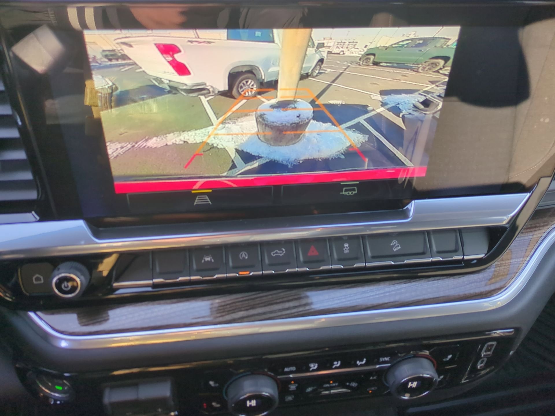 2026 Chevrolet Silverado 1500 LT Crew Cab Short Box 4WD