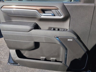 2026 Chevrolet Silverado 1500 RST Crew Cab Short Box 4WD