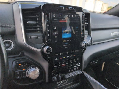 2022 RAM 2500 Laramie Crew Cab 4x4 6'4" Box