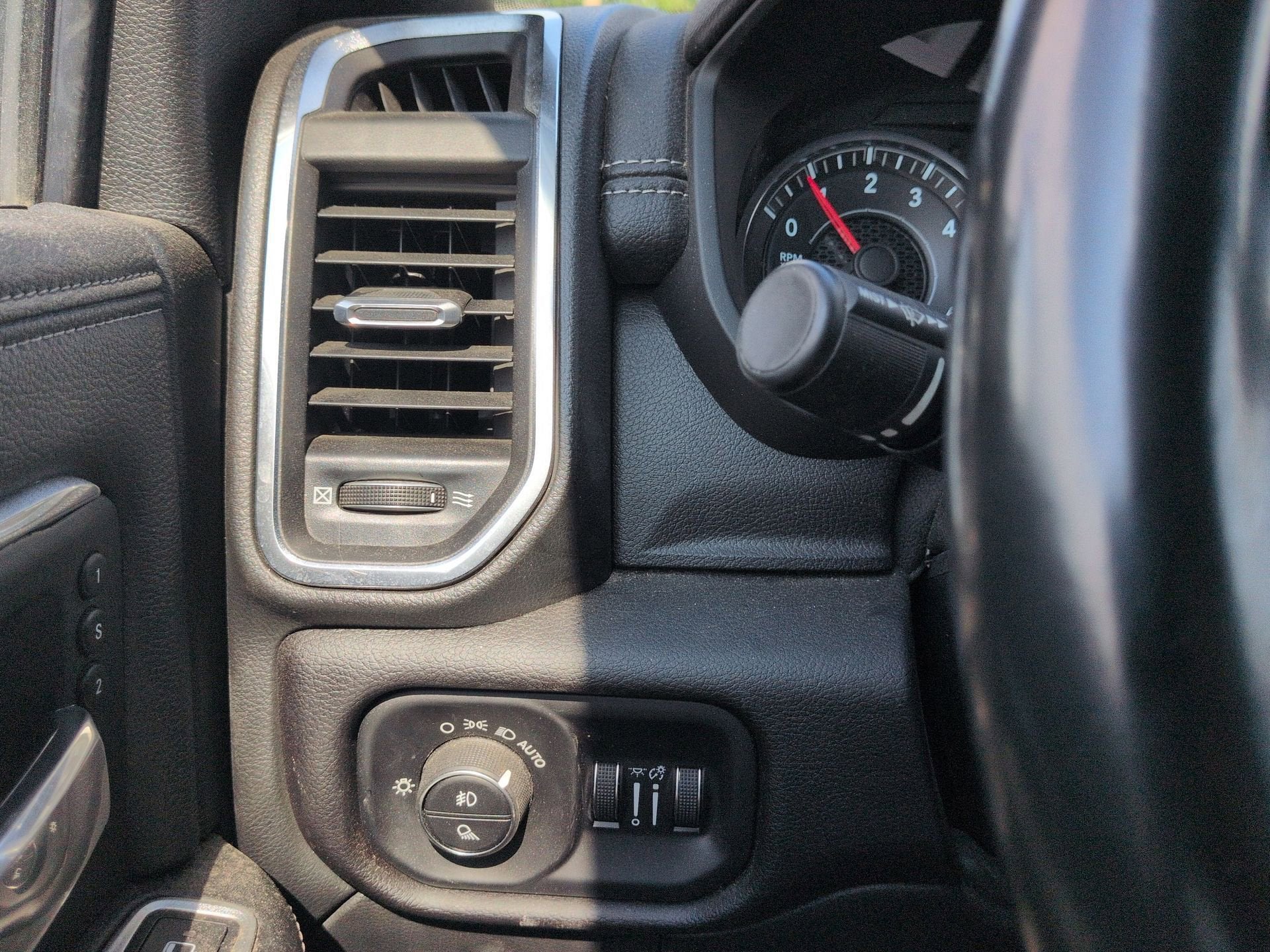 2022 RAM 2500 Laramie Crew Cab 4x4 6'4" Box