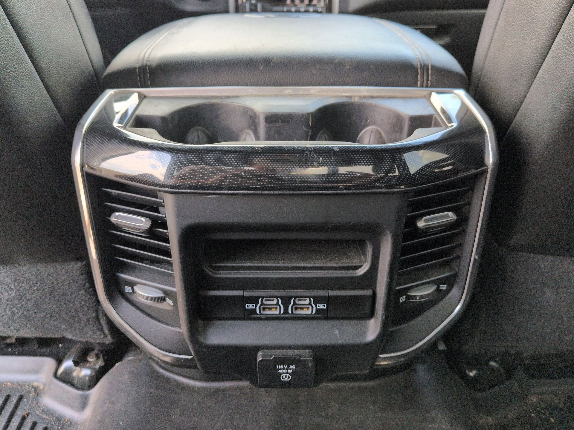 2022 RAM 2500 Laramie Crew Cab 4x4 6'4" Box